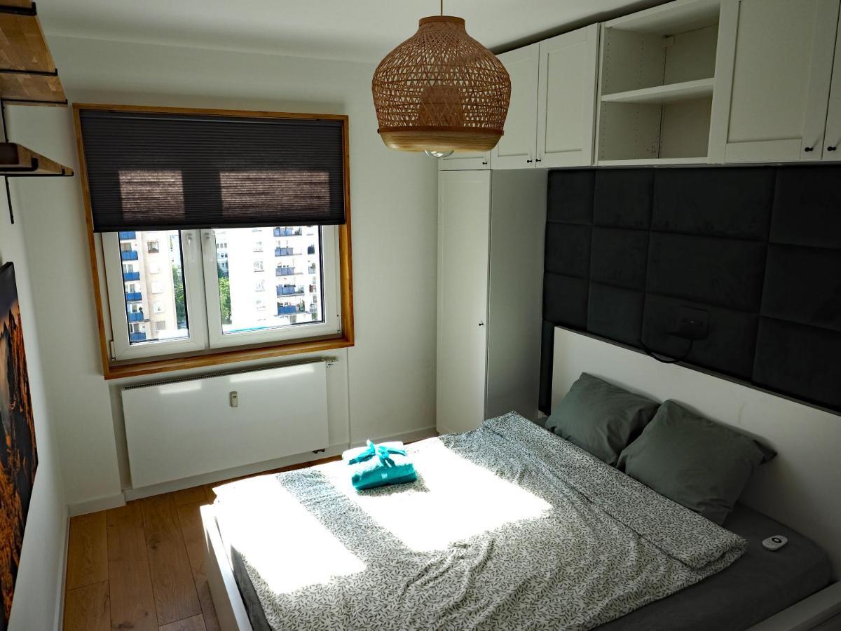 Debina Z Widokiem Poznań Exterior foto